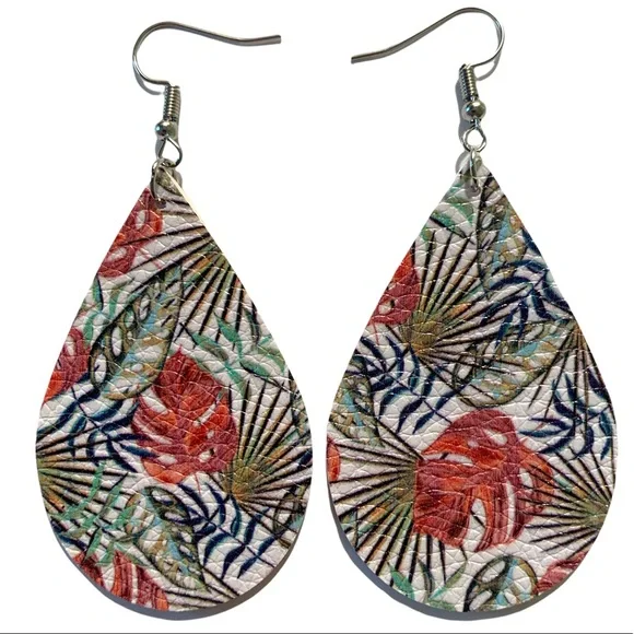 🖤Pick Any 3 for $12🖤 Faux Leather Dangle Earrings - Picture 1 of 4